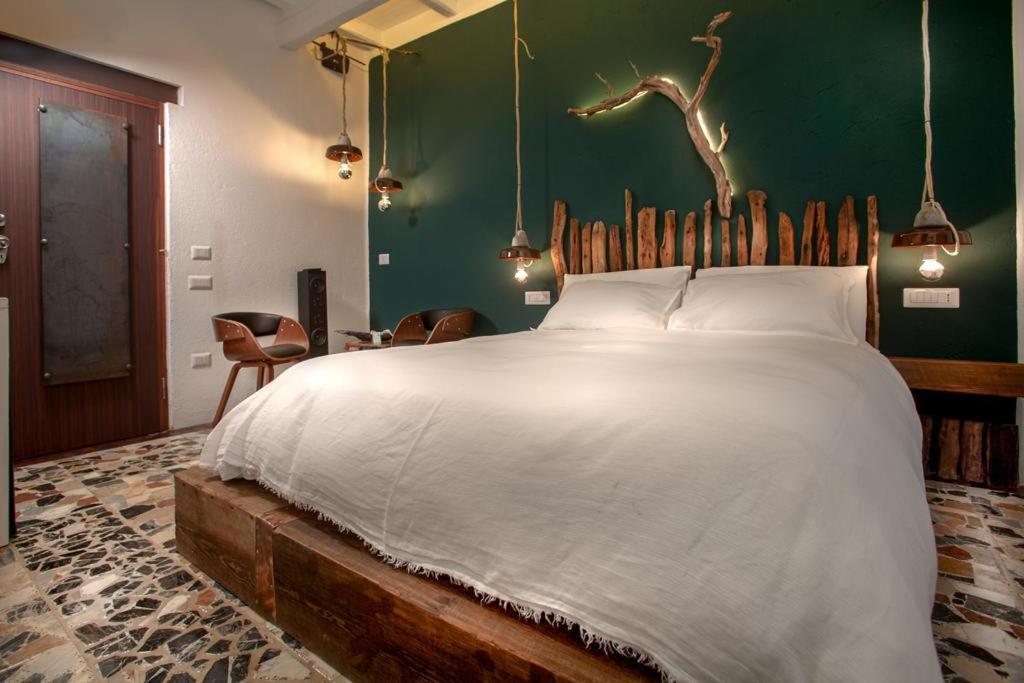 B&B Santa Lucia ซานตา เตเรซา กัลลูรา ภายนอก รูปภาพ