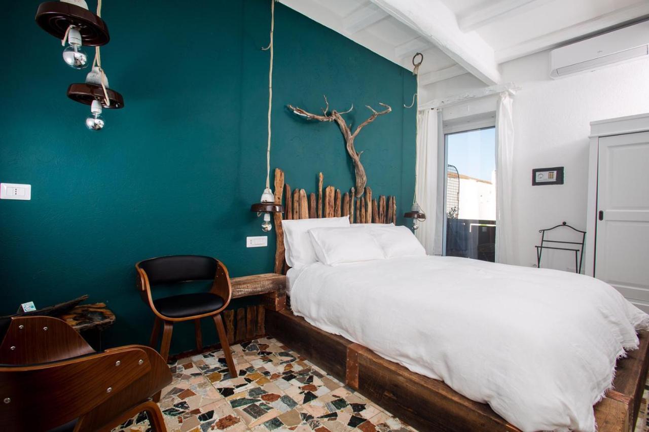 B&B Santa Lucia ซานตา เตเรซา กัลลูรา ภายนอก รูปภาพ